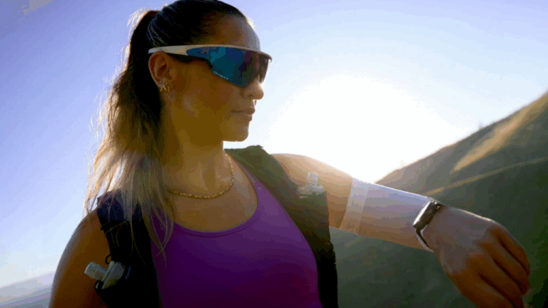 femme en Oakley Meta Vanguard