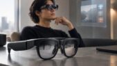 découvrez les xreal aura, premières lunettes de réalité augmentée sous android xr, lancées dès aujourd’hui à partir de 1 100 $ pour une durée limitée.